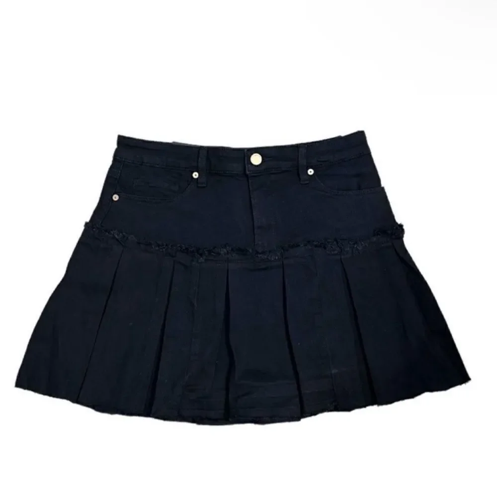 Blank NYC Black Mini Pleated Black Skirt(Size 30)